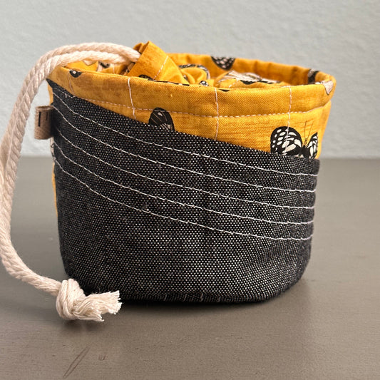 One-of-a-kind Center Pull 'Ball Sack'