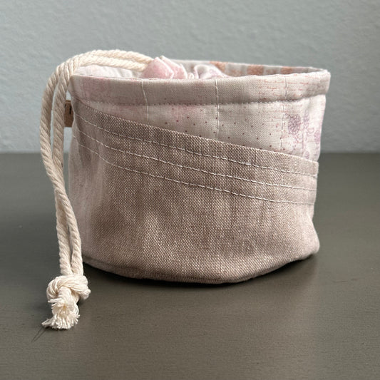 One-of-a-kind Center Pull 'Ball Sack'