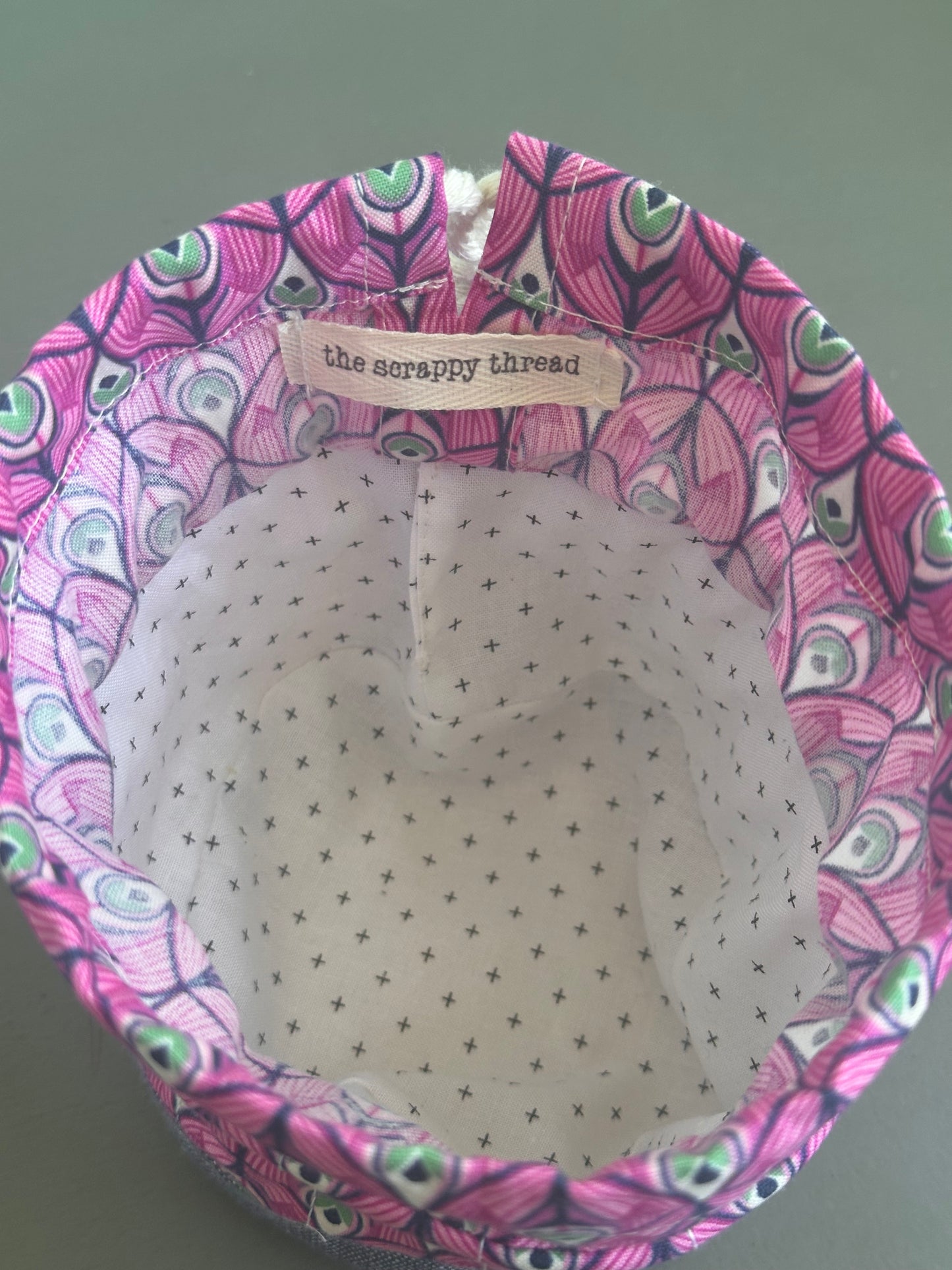 One-of-a-kind Center Pull 'Ball Sack'