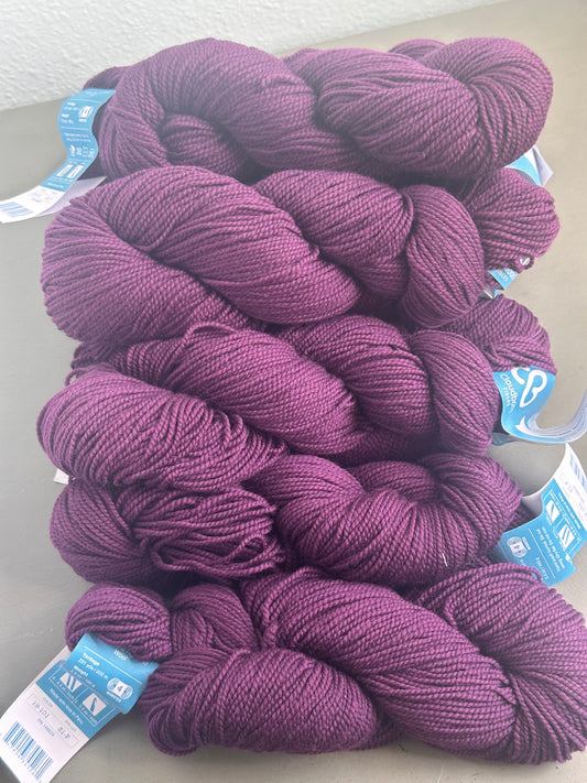 DESTASH - Cloudborn Highland Worsted Plum Heather - TEN skeins