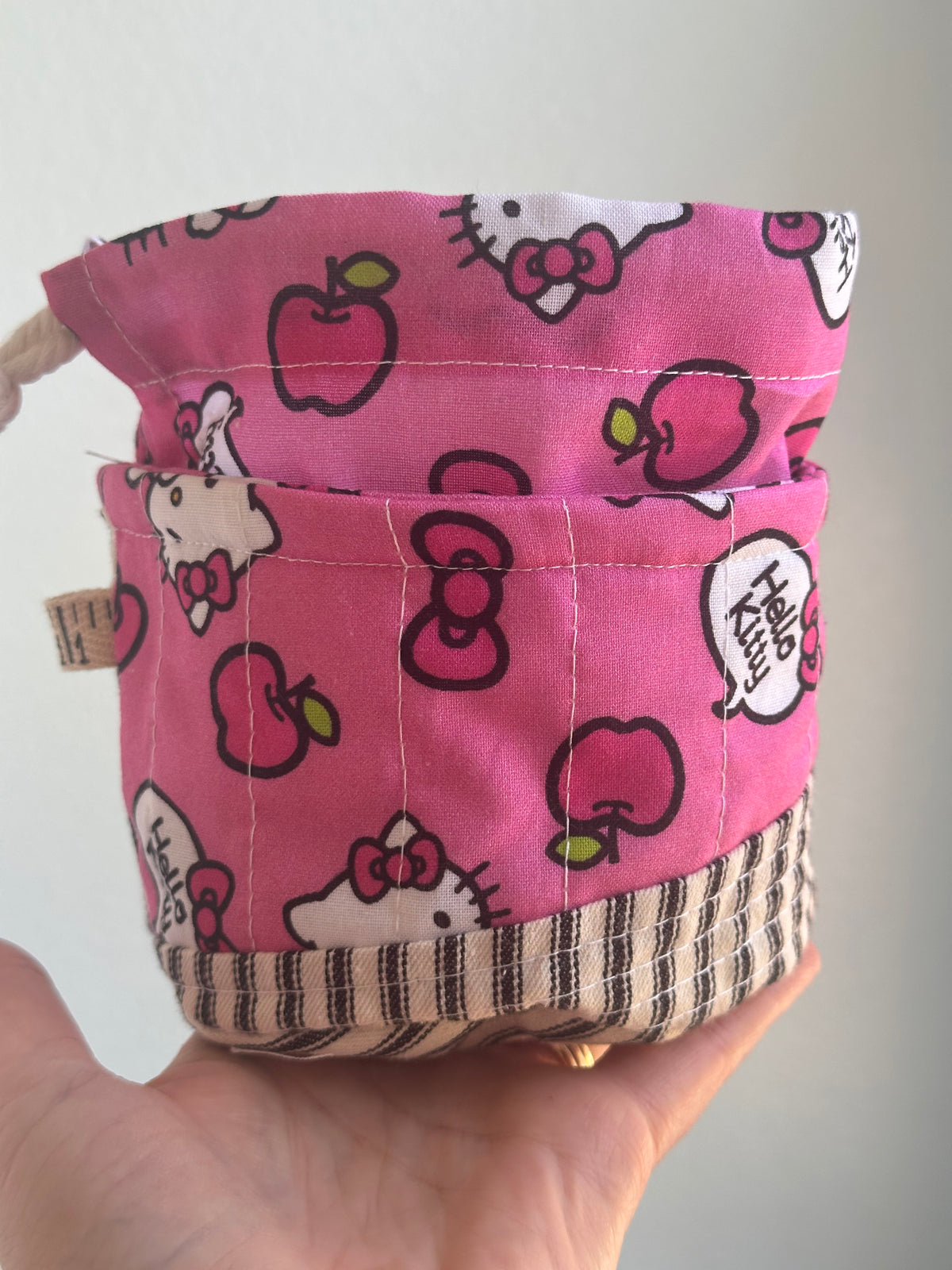 One-of-a-kind Center Pull 'Ball Sack'