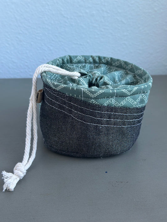 One-of-a-kind Center Pull 'Ball Sack'