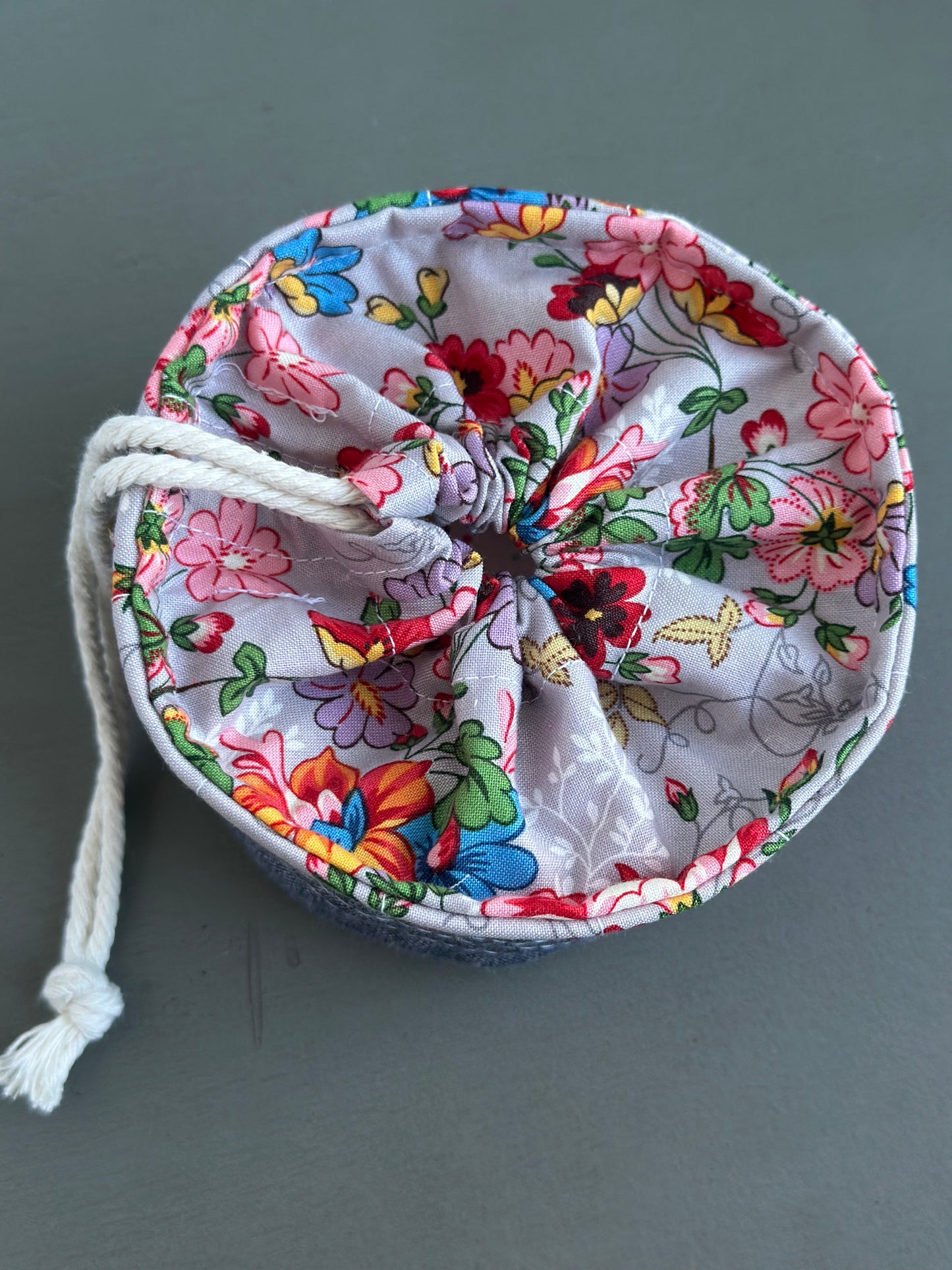 One-of-a-kind Center Pull 'Ball Sack'