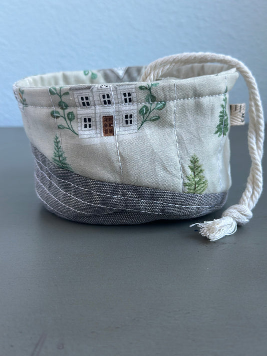 One-of-a-kind Center Pull 'Ball Sack'