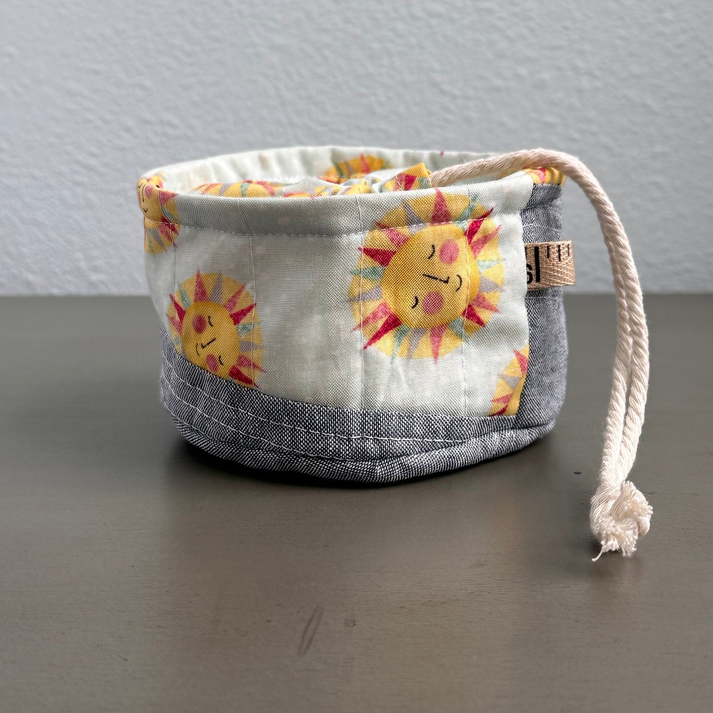 One-of-a-kind Center Pull 'Ball Sack'